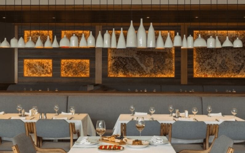 Hotel restaurant
